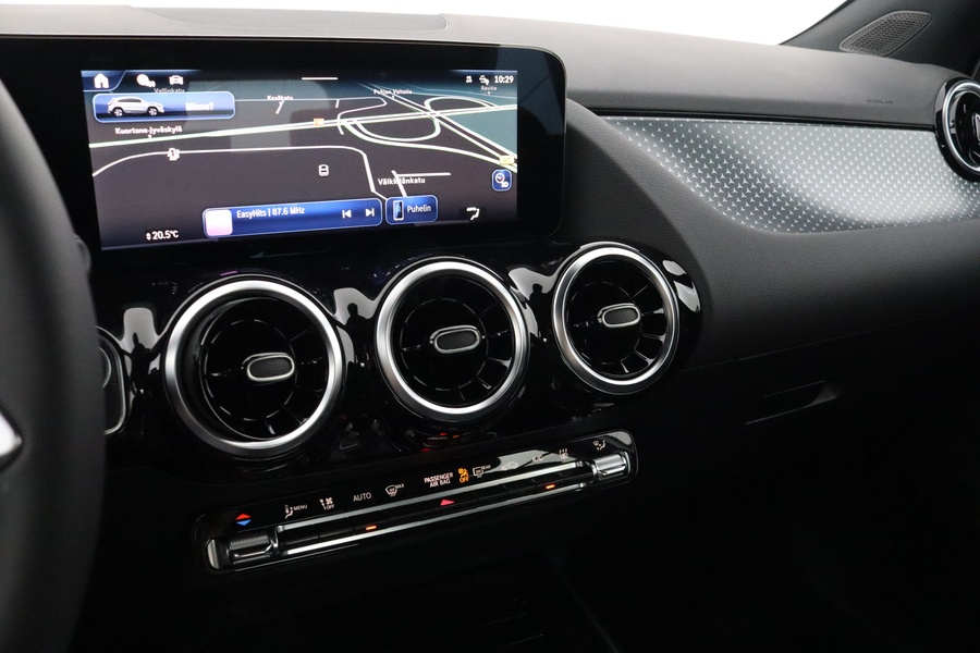 Mercedes-Benz GLA vaihtoauto