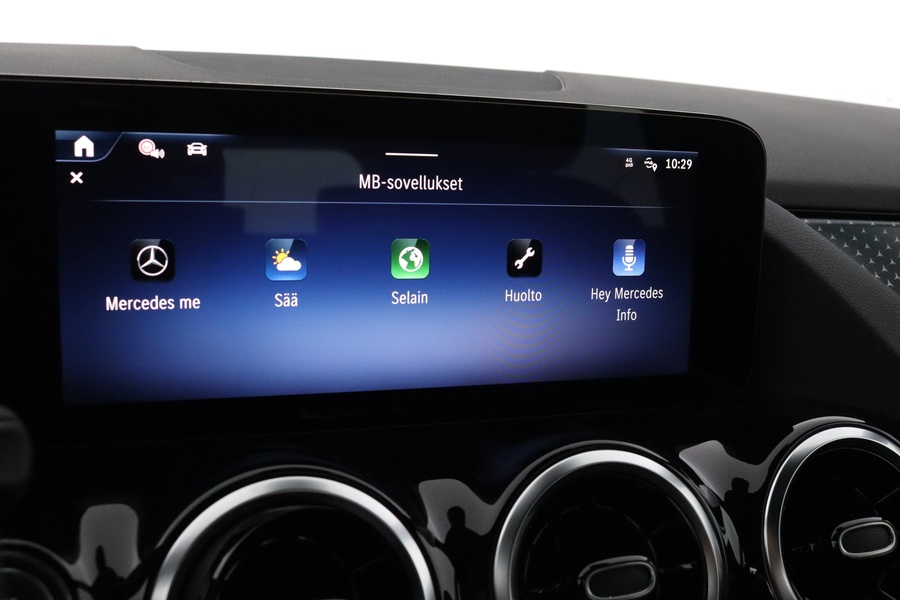 Mercedes-Benz GLA vaihtoauto