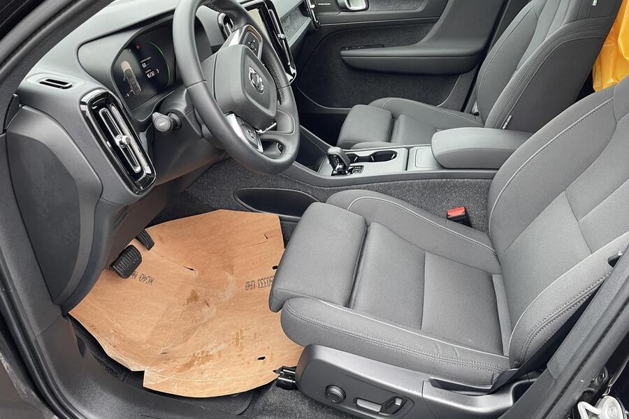 Volvo EC40 vaihtoauto