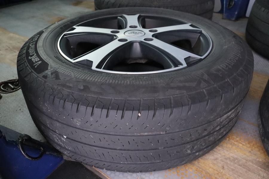 Volkswagen Transporter vaihtoauto