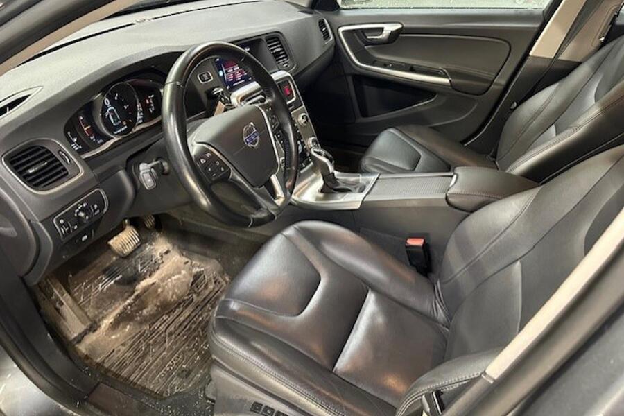 Volvo V60 Cross Country vaihtoauto