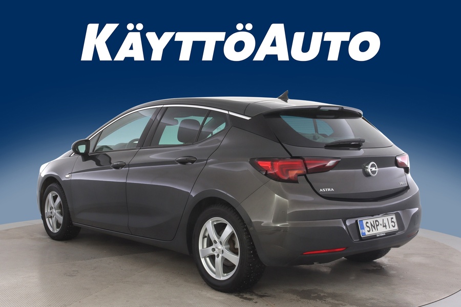 Opel Astra vaihtoauto