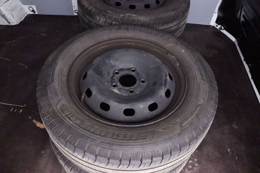 Nissan NV300 vaihtoauto