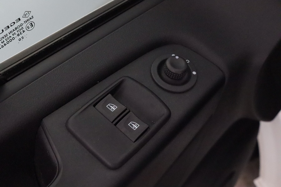 Nissan NV300 vaihtoauto