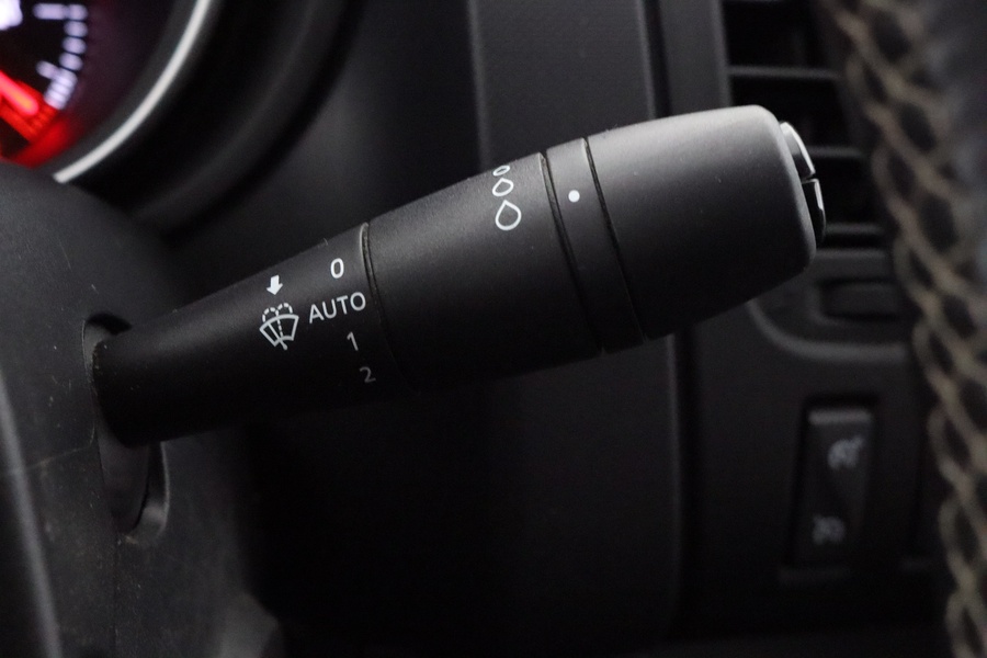 Nissan NV300 vaihtoauto