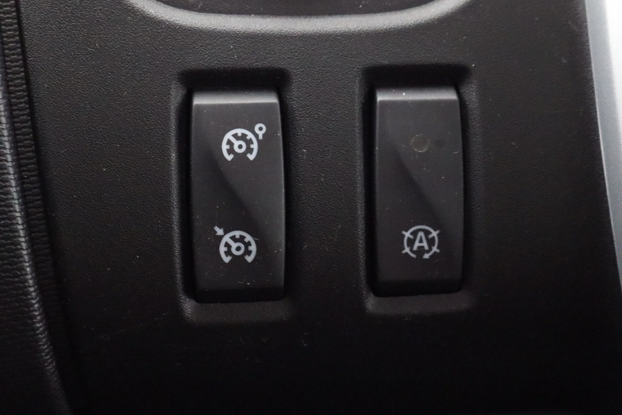 Nissan NV300 vaihtoauto