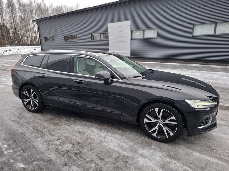 Volvo V60 vaihtoauto