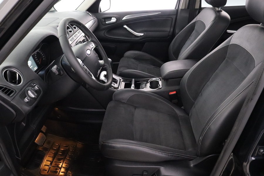 Ford S-MAX vaihtoauto