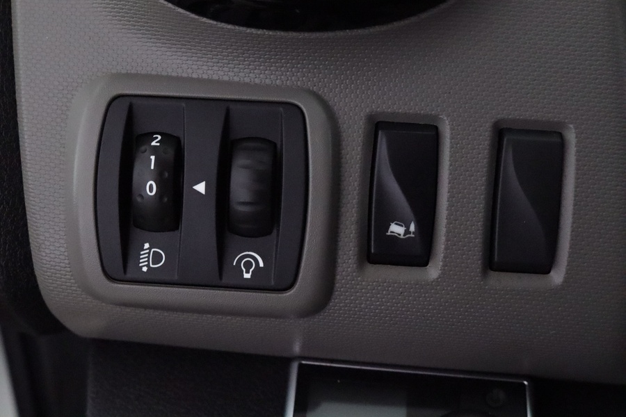 Nissan NV300 vaihtoauto