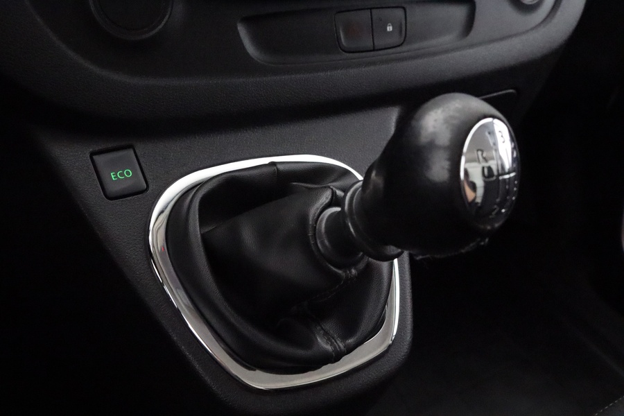 Nissan NV300 vaihtoauto