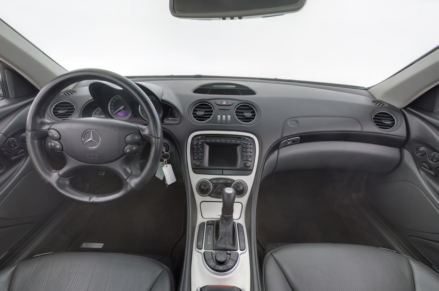 Mercedes-Benz SL vaihtoauto