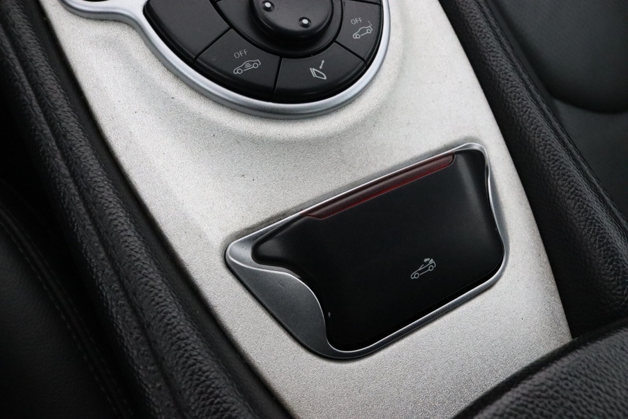 Mercedes-Benz SL vaihtoauto