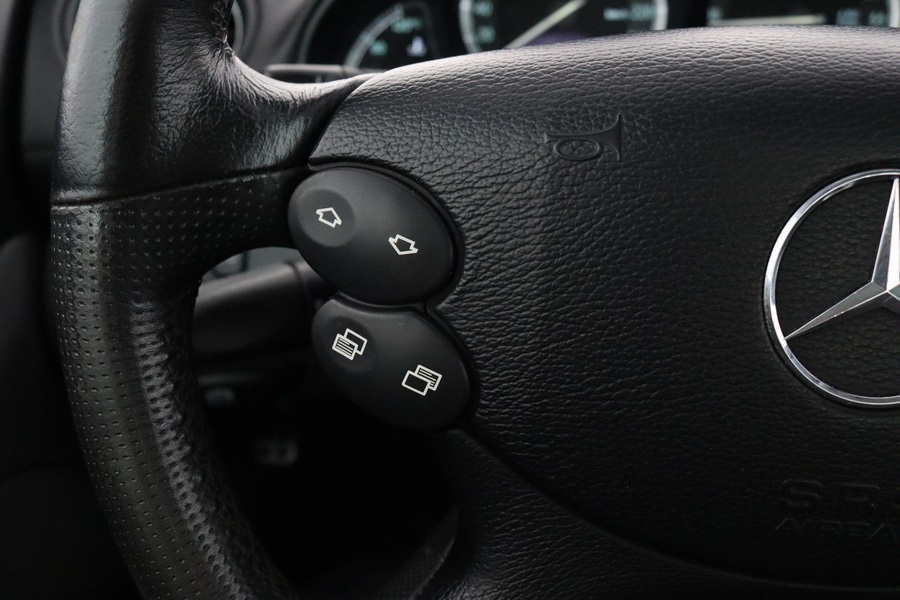 Mercedes-Benz SL vaihtoauto