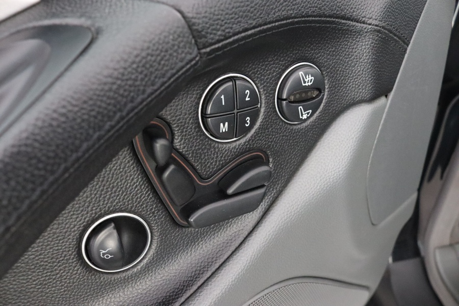 Mercedes-Benz SL vaihtoauto