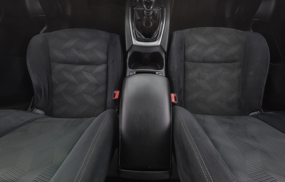 Nissan X-Trail vaihtoauto