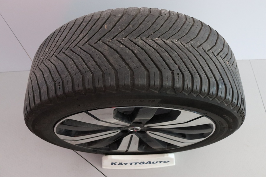 Volvo C40 vaihtoauto