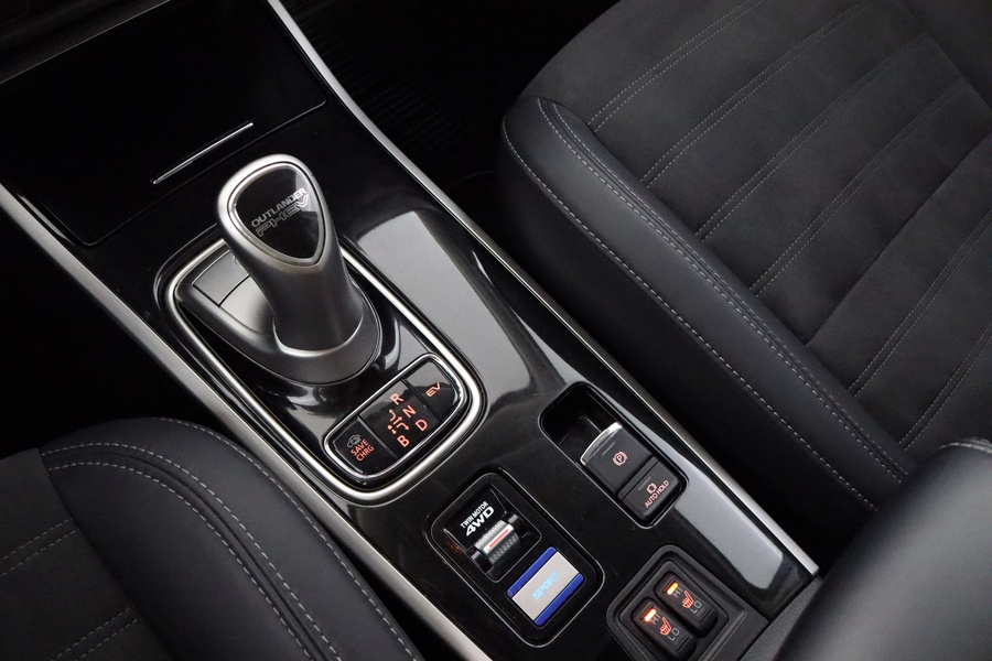 Mitsubishi Outlander vaihtoauto