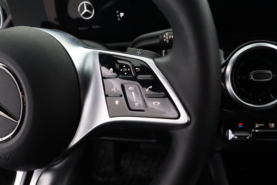 Mercedes-Benz GLA vaihtoauto