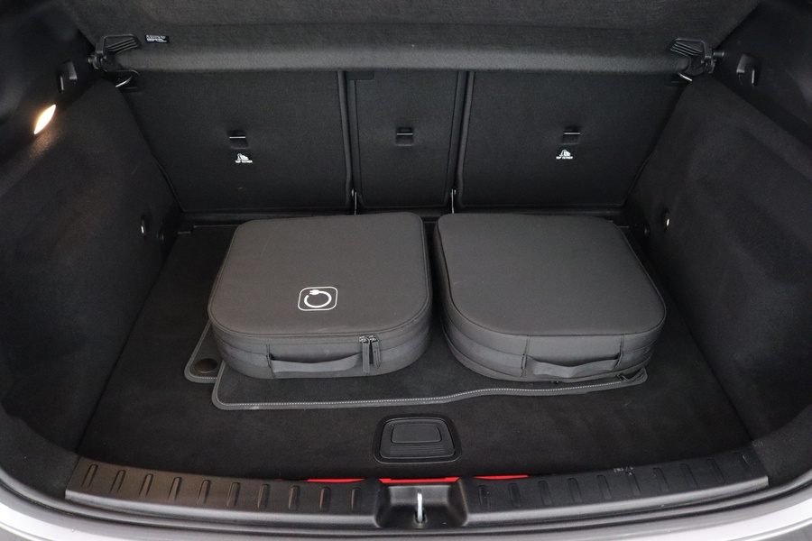 Mercedes-Benz GLA vaihtoauto