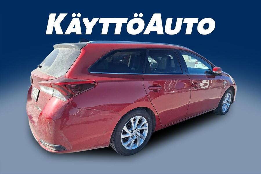 Toyota Auris vaihtoauto