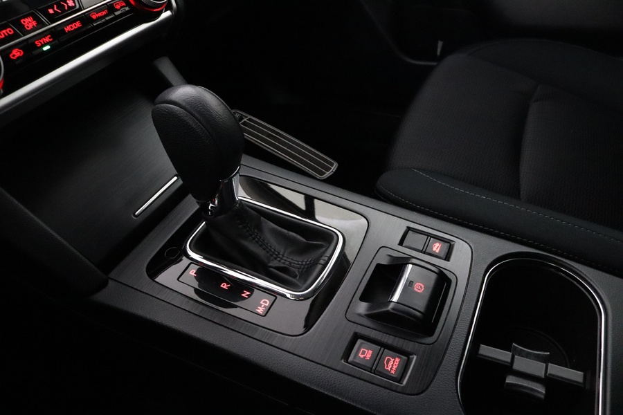 Subaru Outback vaihtoauto