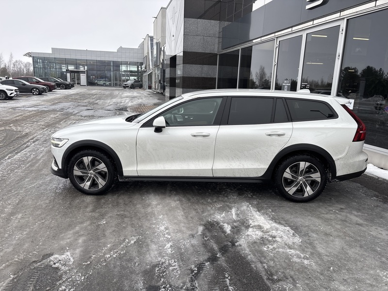 Volvo V60 Cross Country vaihtoauto