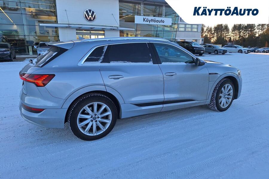 Audi e-tron vaihtoauto