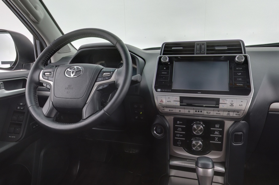 Toyota Land Cruiser vaihtoauto