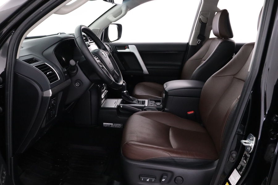 Toyota Land Cruiser vaihtoauto