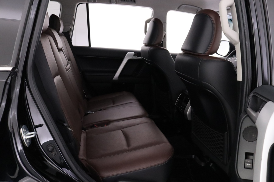 Toyota Land Cruiser vaihtoauto