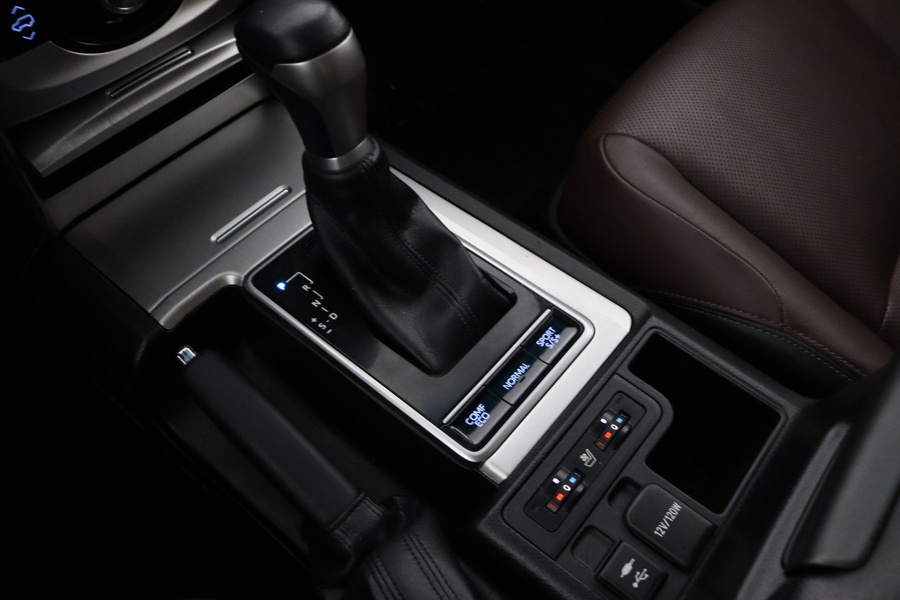 Toyota Land Cruiser vaihtoauto