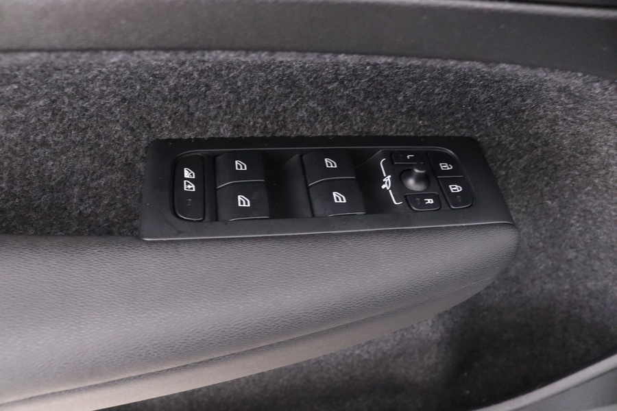 Volvo EC40 vaihtoauto