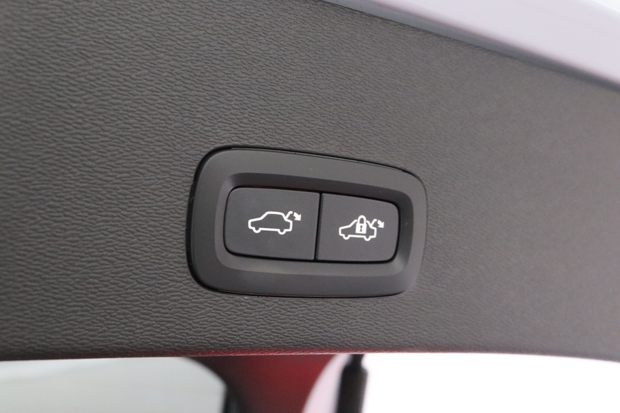 Volvo EC40 vaihtoauto