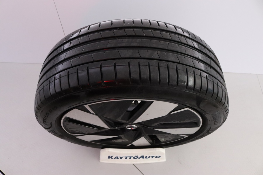 Volvo EC40 vaihtoauto