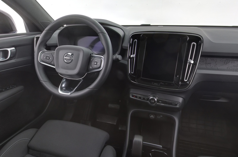 Volvo C40 vaihtoauto