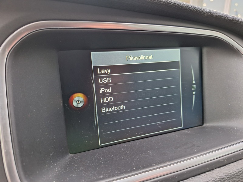 Volvo V40 Cross Country vaihtoauto