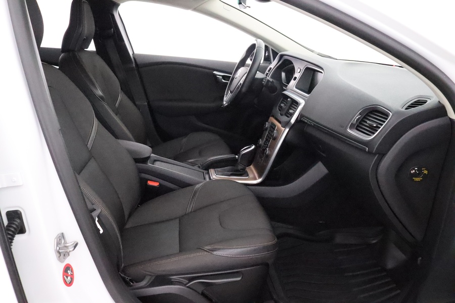 Volvo V40 Cross Country vaihtoauto