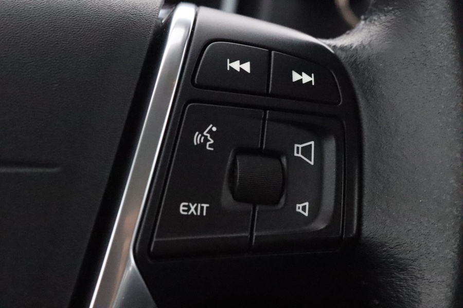 Volvo V40 Cross Country vaihtoauto