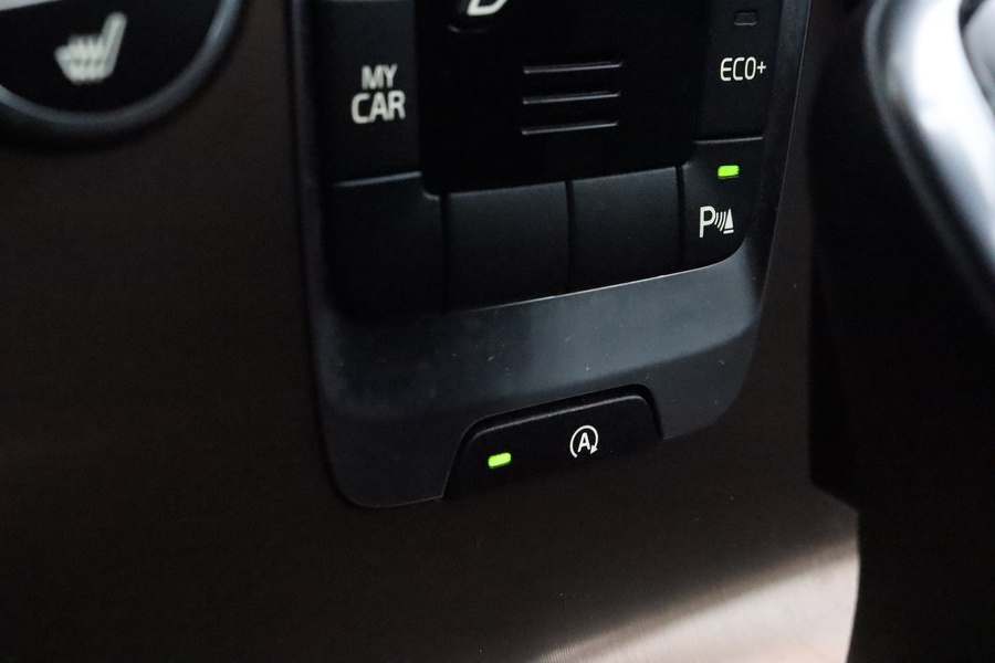 Volvo V40 Cross Country vaihtoauto