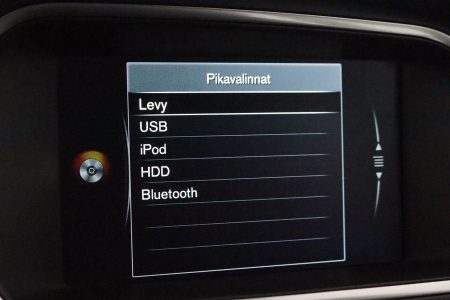 Volvo V40 Cross Country vaihtoauto