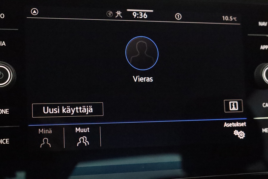 Volkswagen T-Roc vaihtoauto