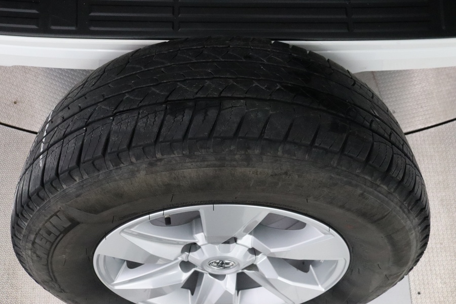 Toyota Land Cruiser vaihtoauto