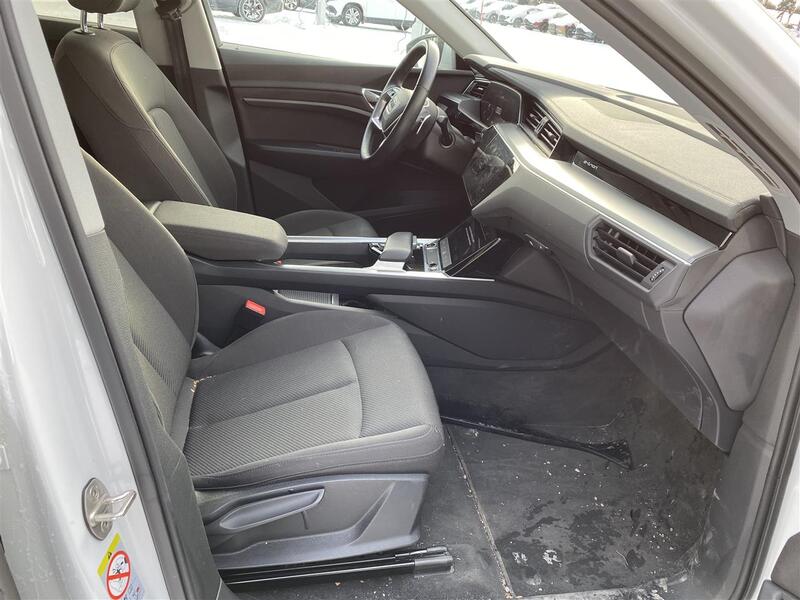 Audi e-tron vaihtoauto