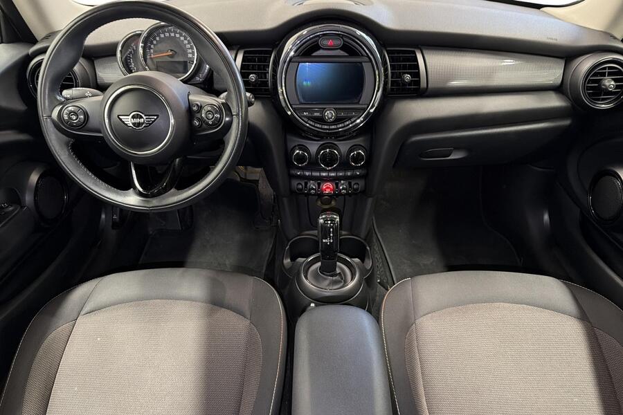 Mini Hatchback vaihtoauto