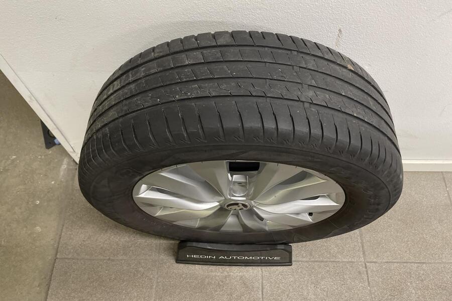 Skoda Karoq vaihtoauto