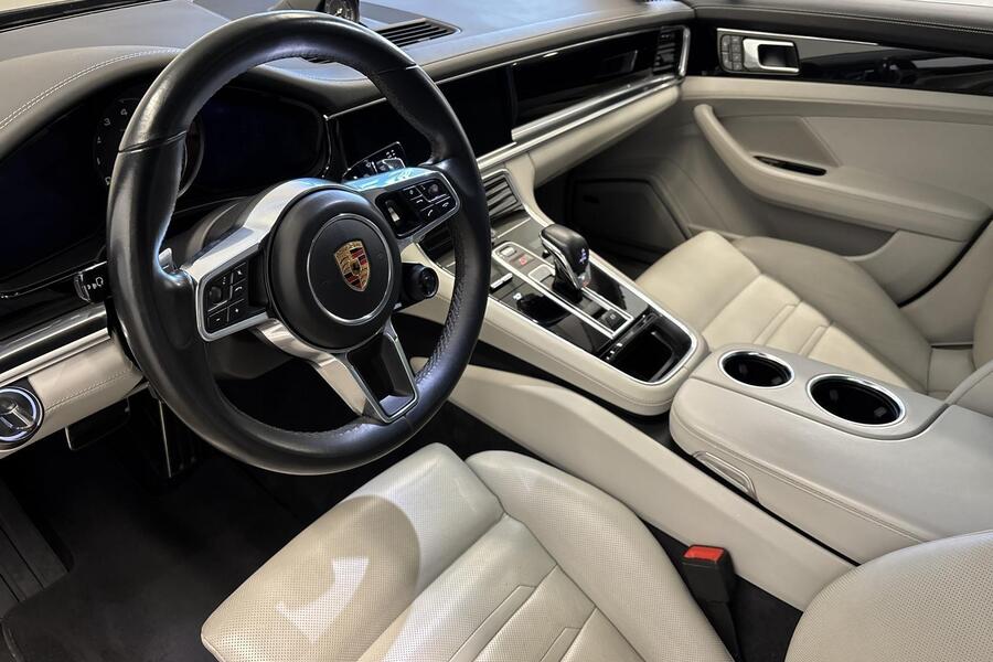 Porsche Panamera vaihtoauto