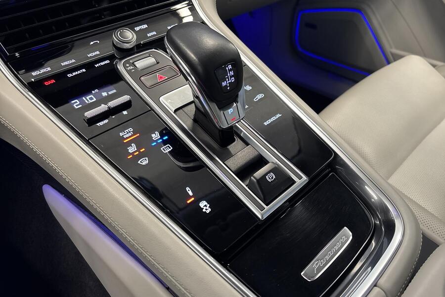 Porsche Panamera vaihtoauto
