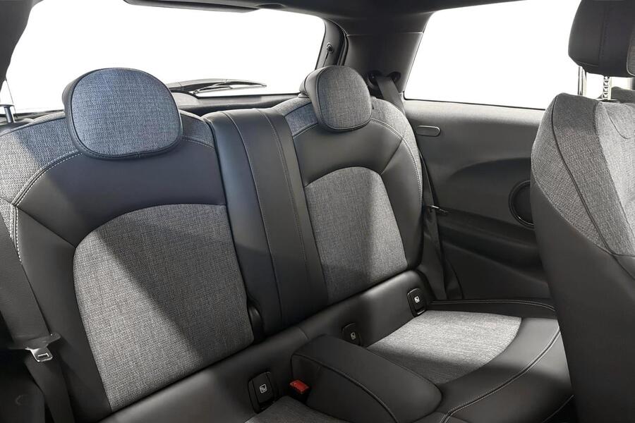 Mini Hatchback vaihtoauto