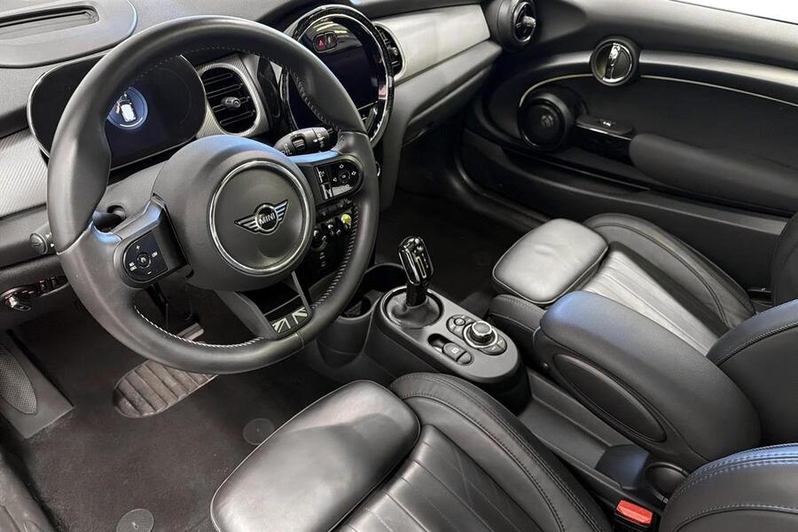 Mini Hatchback vaihtoauto