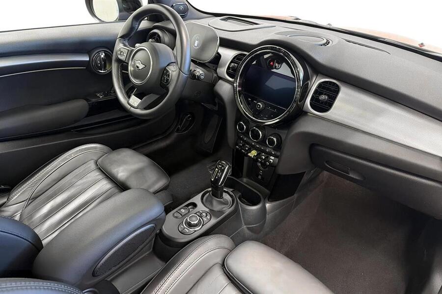 Mini Hatchback vaihtoauto